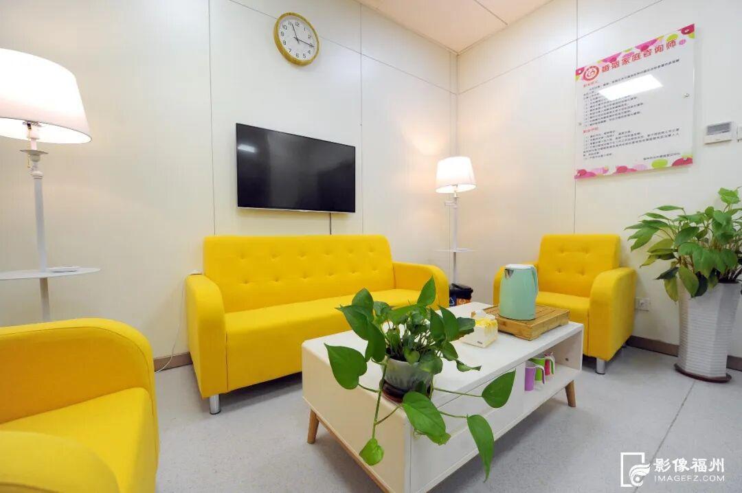 仪式感拉满！户外颁证见证幸福升级