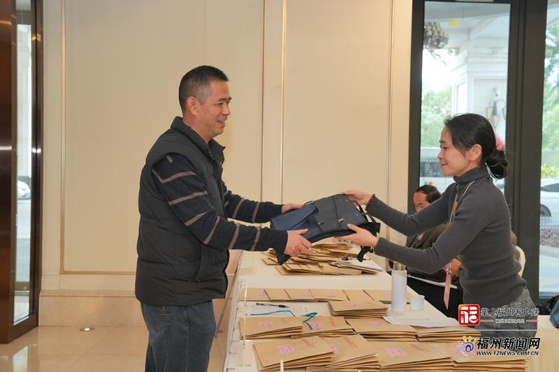 喜迎2026年福州市两会｜市政协委员向大会报到