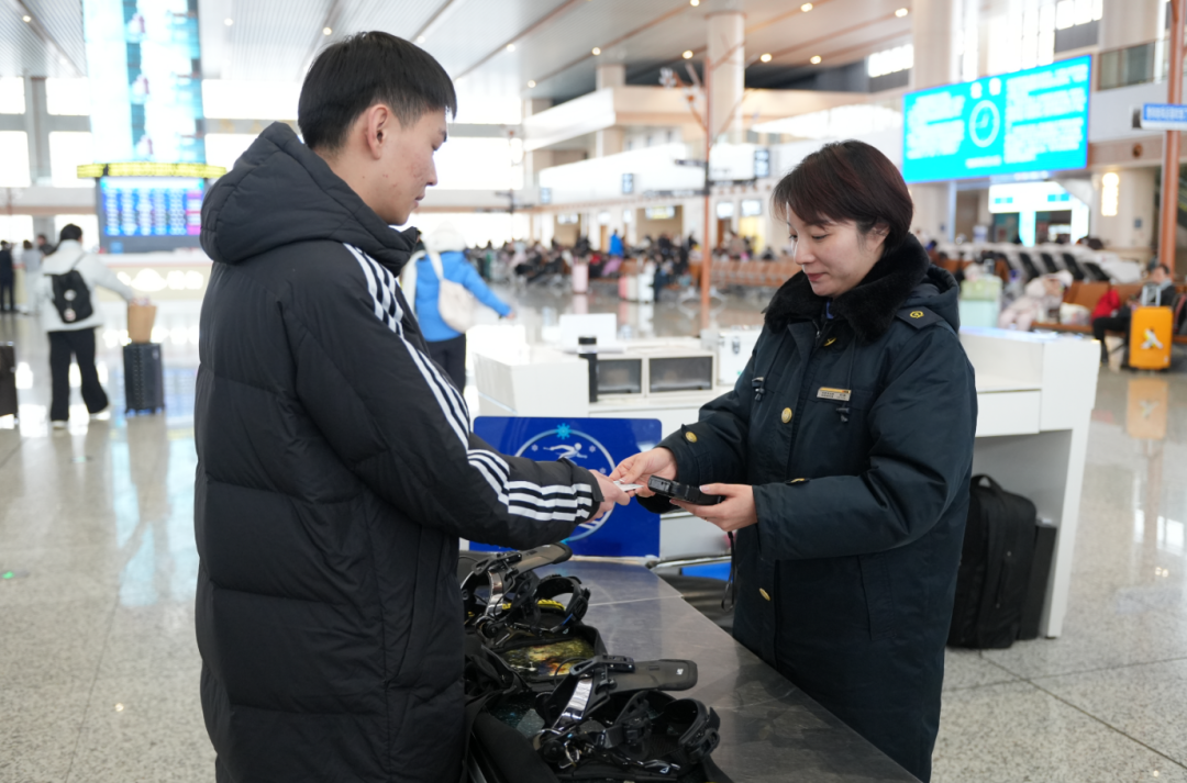 12306购票页面出现“雪”字啥意思