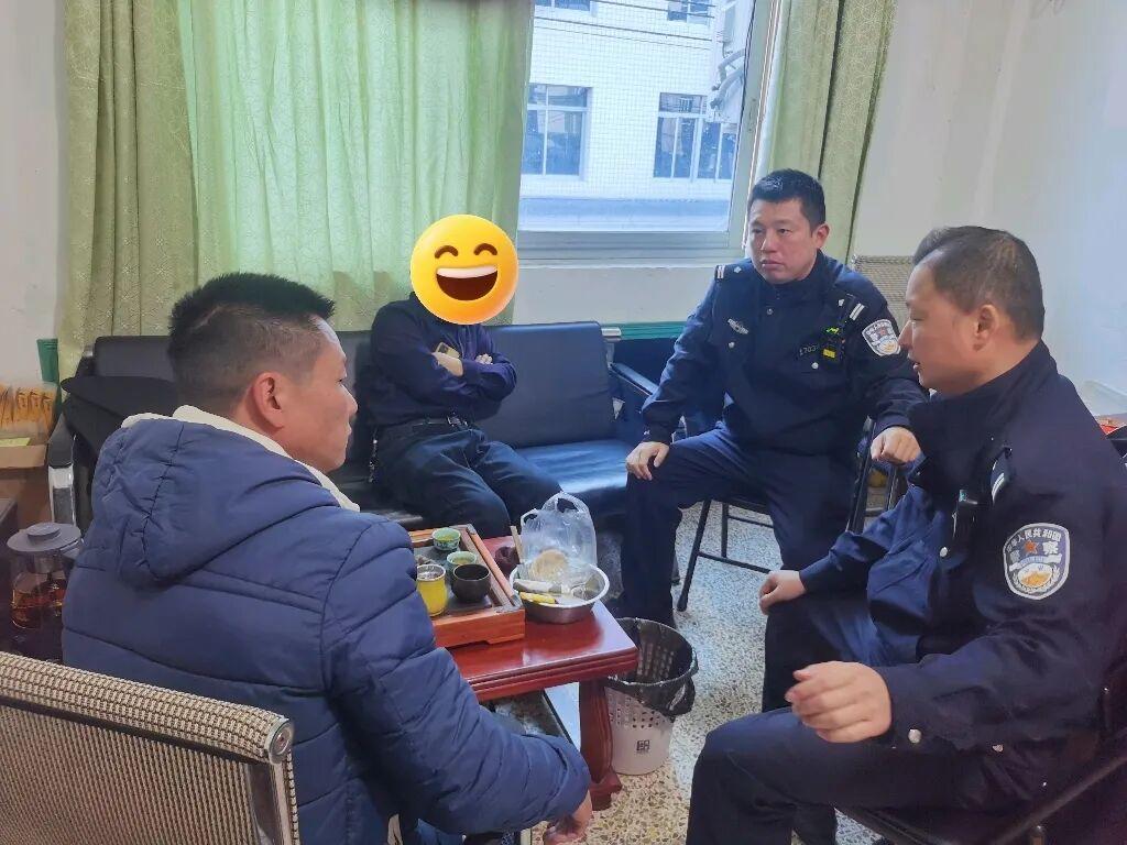 警民携手再发力，让多年邻里纠纷画上句号！