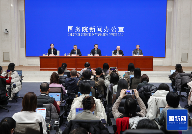 国家发改委：正在研究制定城乡居民增收计划