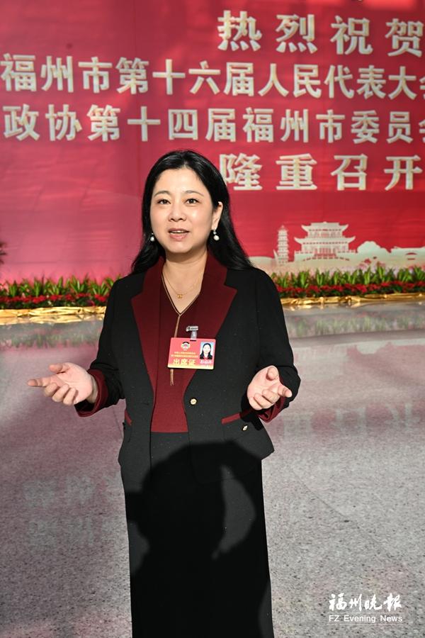 市政协委员梁晓玲：延伸“爱心茶摊” 推广“爱心冰箱”