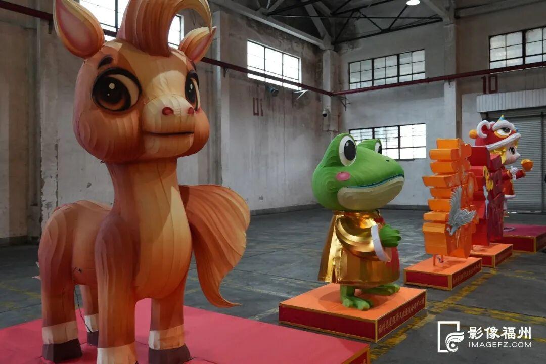 装箱！这些花灯将渡海亮相盛会！