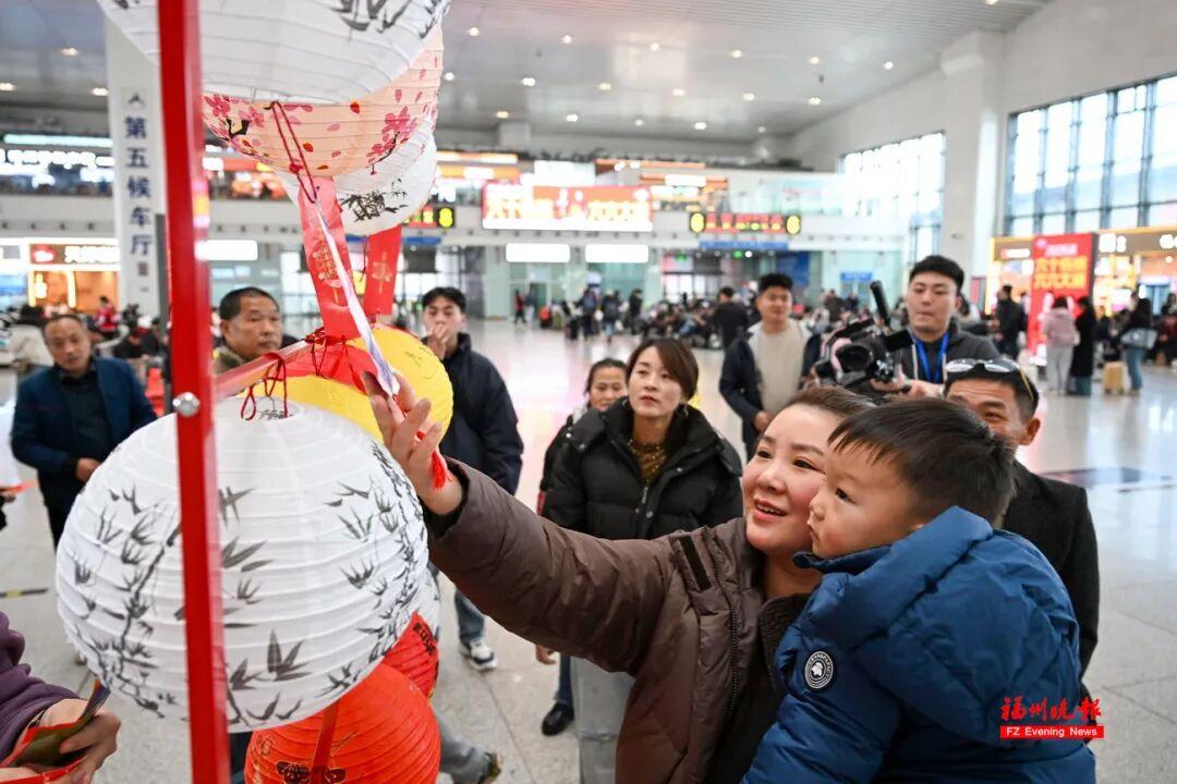 春运首日的福州火车站！一起来看
