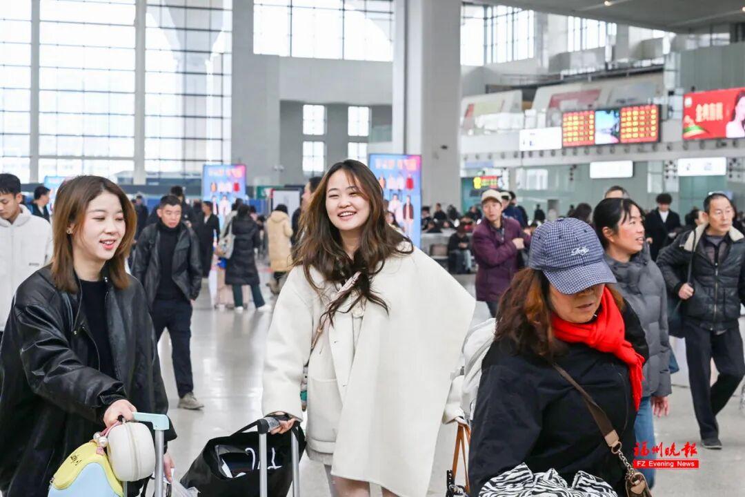 春运首日的福州火车站！一起来看
