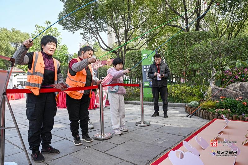 园林职工喜游园 琴亭湖畔暖意浓