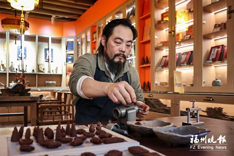 张绳通：让百年古香飘向更远