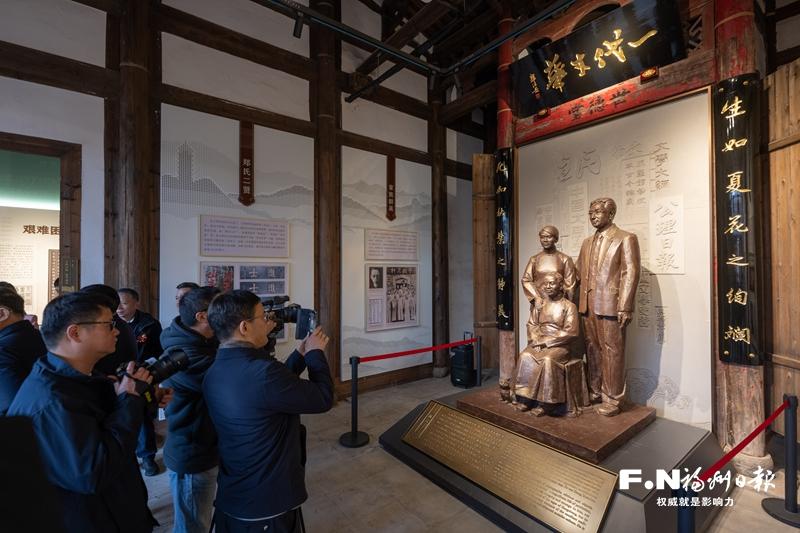 健笔浑雄英骨气——郑振铎纪念馆开馆侧记