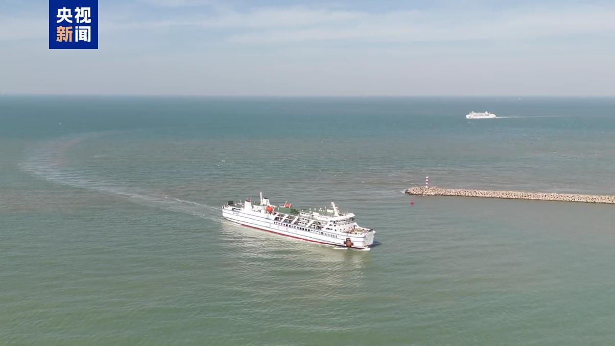 春运首周琼州海峡过海车辆近20万辆次 过海旅客超75万人次