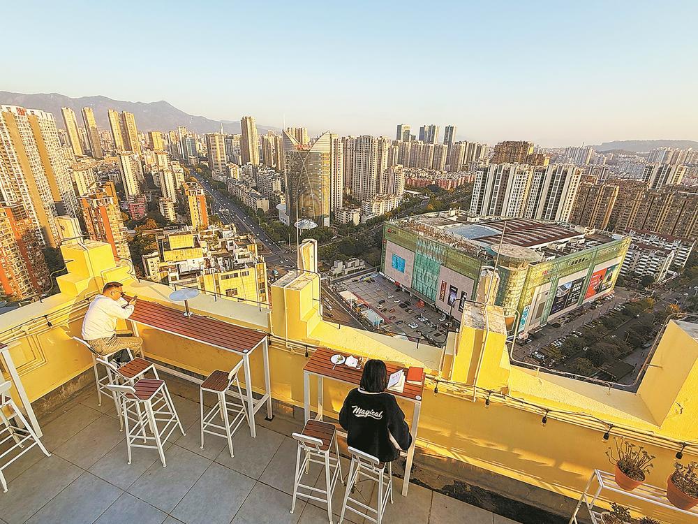 咖啡店掘金“城市第五立面”