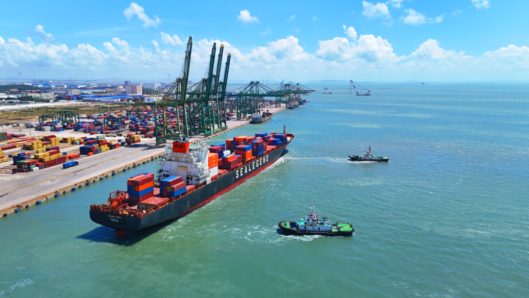 头版报道！福州新春海港建设忙