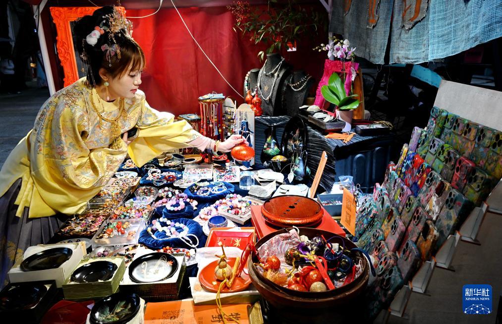 新华社关注福州：一站式体验闽味幸福年