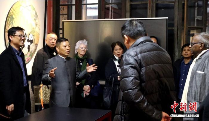 林正佳：千年漆色映初心 侨力架桥通全球