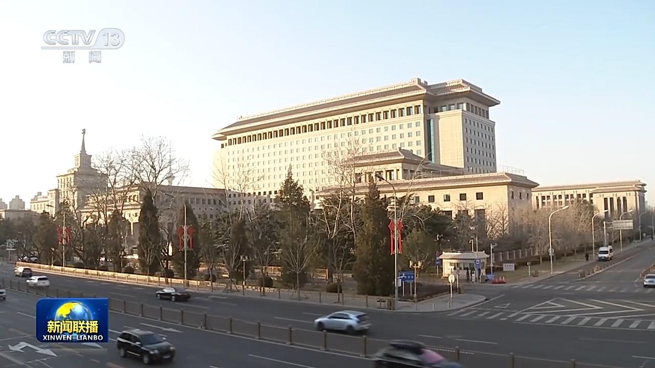 视频丨习近平主席春节前夕慰问部队引发全军官兵热烈反响