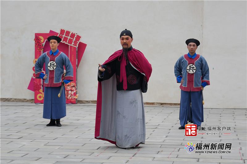 闽剧“新春快闪”亮相朱紫坊