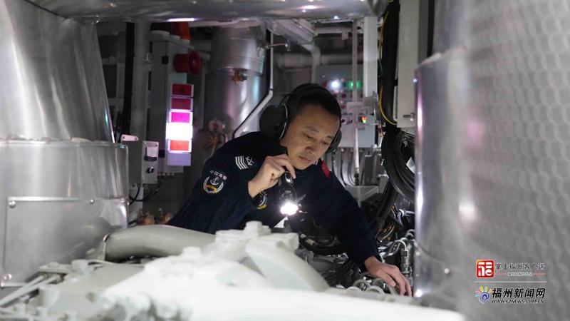 新春走基层｜福州海警局燕山艇机电技师姜雪东：守好“动力心脏” 护航海上平安