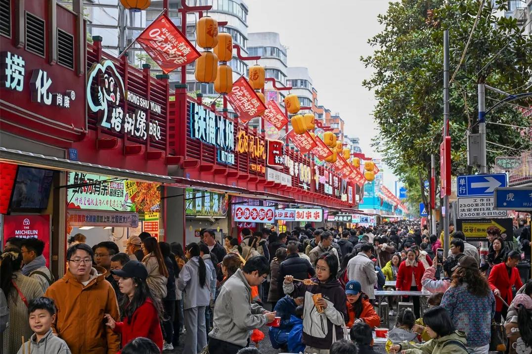 春节假期榕城文旅经济红红火火！