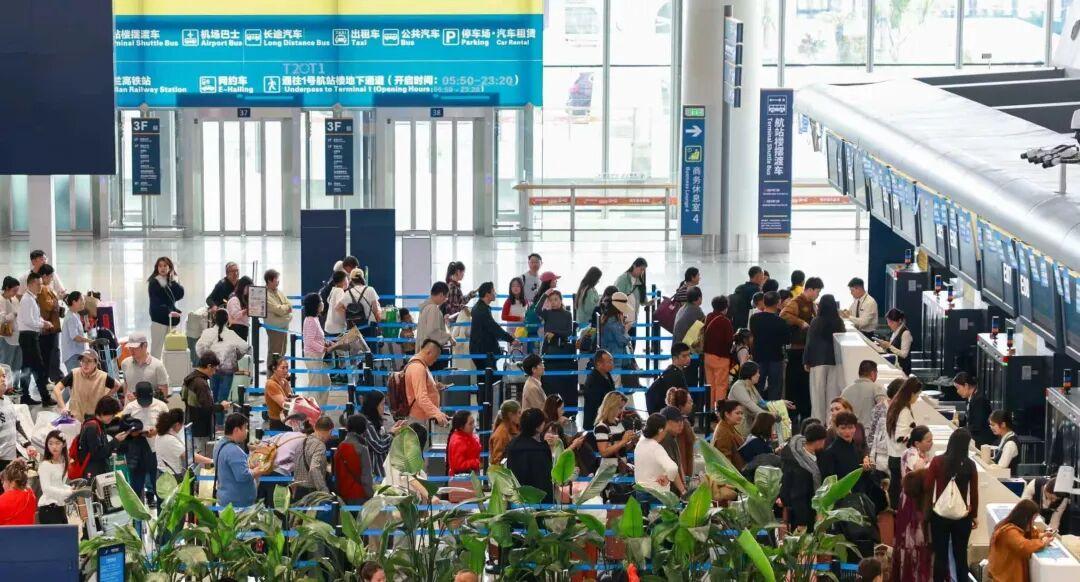 返程机票价格逼近万元？四大航空公司全部增加海南航班