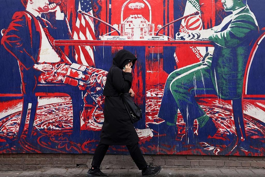 中情局公开招募伊朗间谍 伊朗：连装都不装了