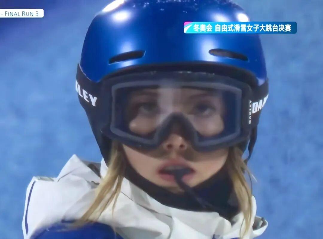 全网好奇，谷爱凌嘴里咬的东西是啥？