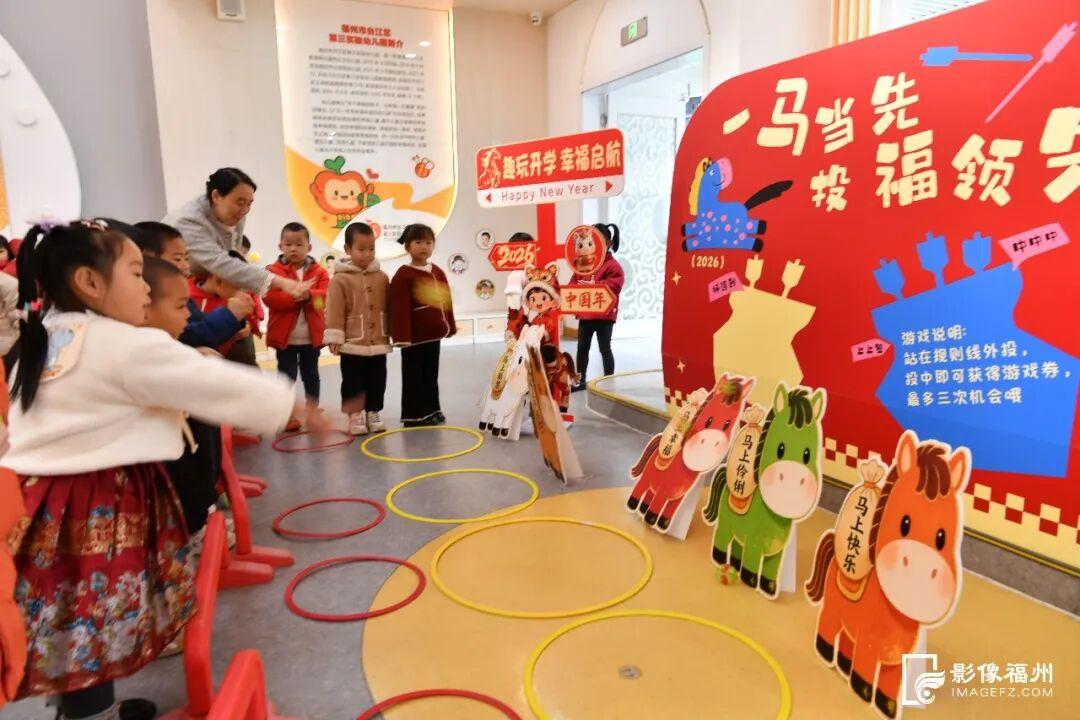 开学首日，“马”力启航！福州各校花式开启新学期！