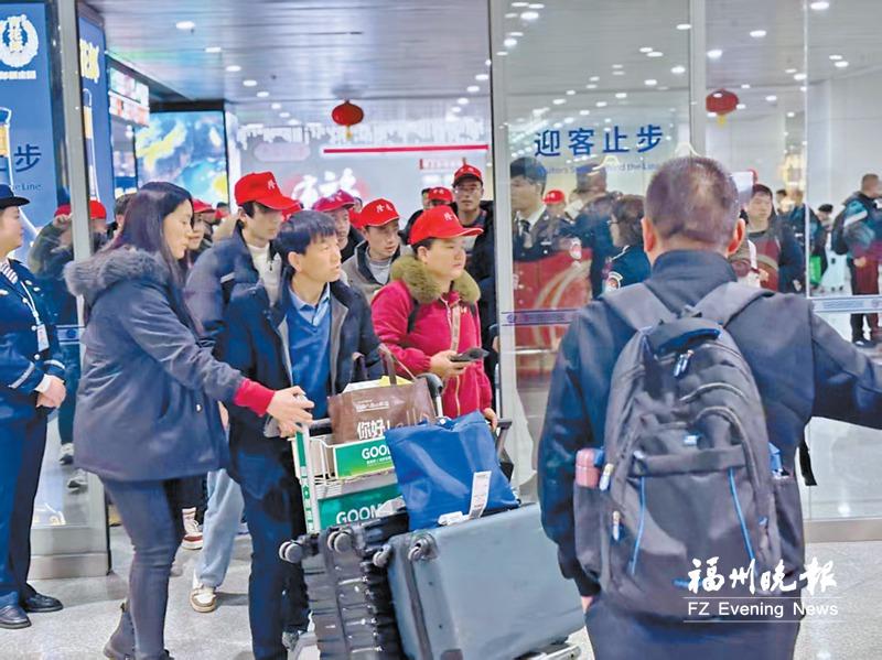 山海同心赴新程 今年首趟闽宁协作劳务包机从宁夏固原飞抵福州