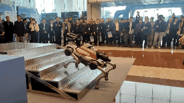 “新”中有数 | 全国首批特种机器人“身份证”发放，福州这场大会信息量很大