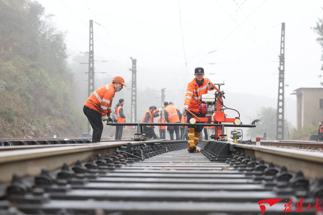 还记得来舟站吗？开通70年，福建这条铁路启动集中大修，福州人以前出省必经