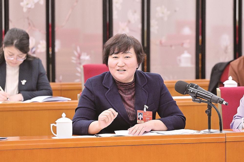 全国人大代表侯艳梅：优化农业转移人口市民化政策服务体系