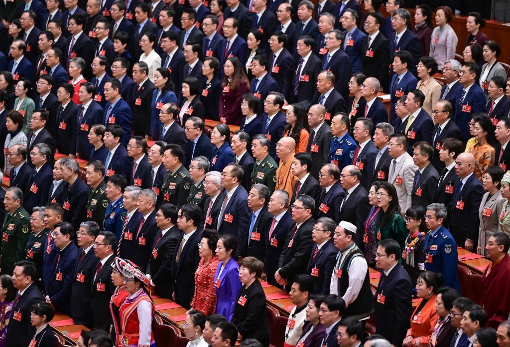 全国政协十四届四次会议闭幕会在京举行