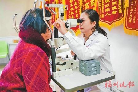 滥用激素性眼药水 男孩近乎失明 滥用激素性眼药水 男孩近乎失明