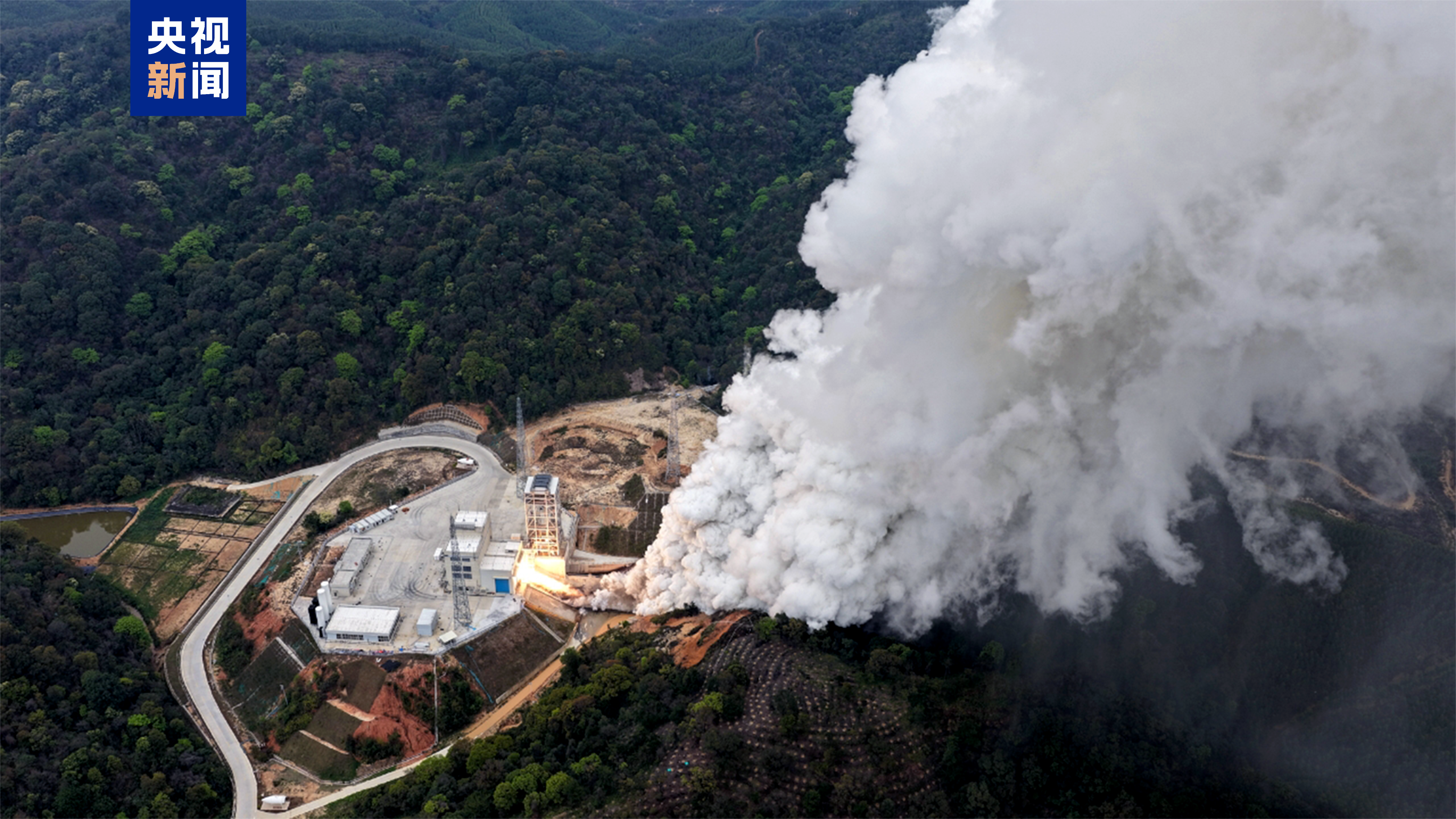 110吨级液氧煤油发动机力擎二号完成长程试车