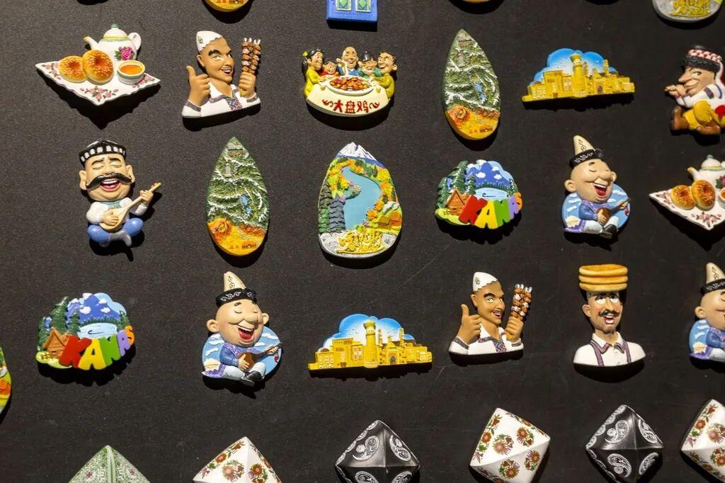 万万想不到！冰箱贴一直不挪，居然会偷偷伤害冰箱！福州人快自查