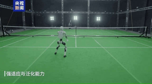 全球首个！全自主！人形机器人能打网球了