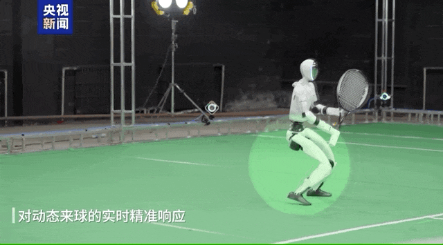 全球首个！全自主！人形机器人能打网球了
