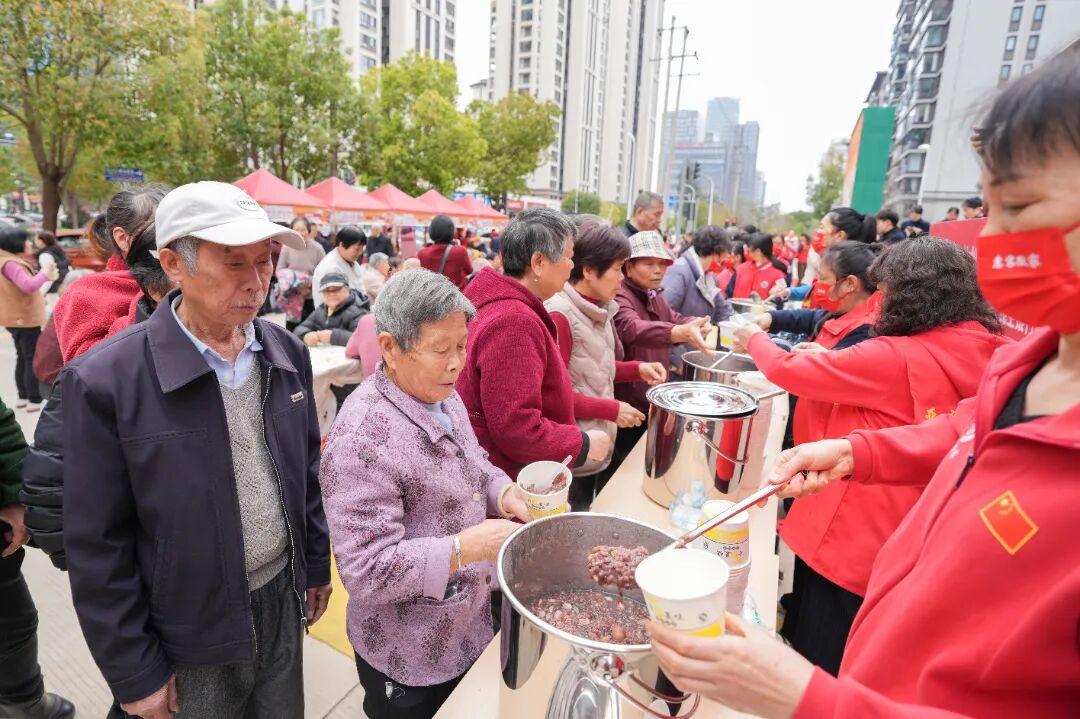 晋安：孝亲暖晋 福满拗九