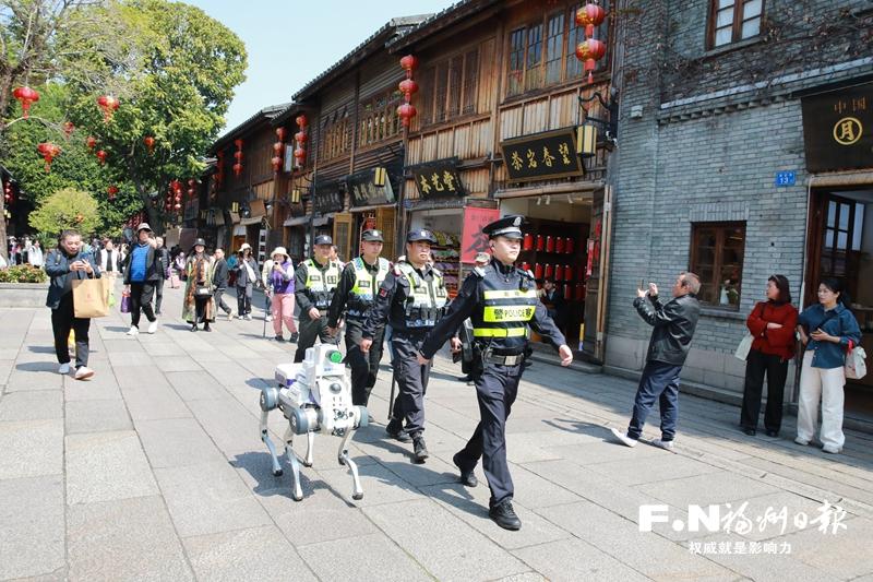 福州市公安局鼓楼分局坚持党建引领构建现代化巡防新格局