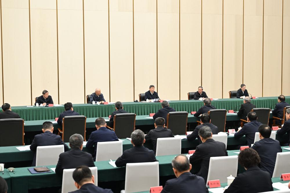 习近平：牢牢把握雄安新区功能定位 努力建设新时代创新高地和推动高质量发展样板