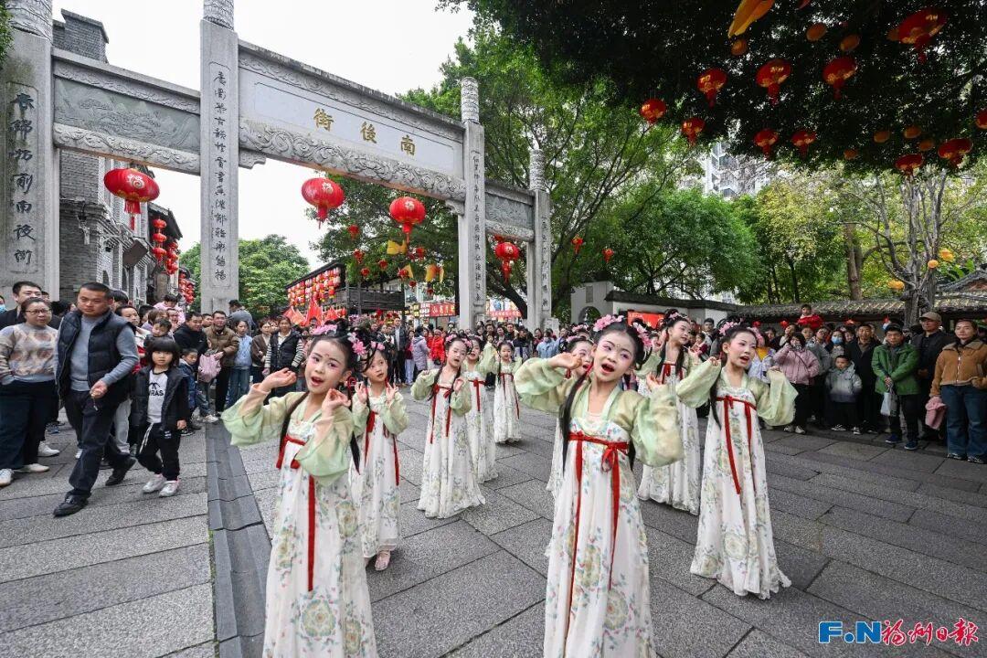 我们的这五年｜福州：万亿跨越 幸福作答