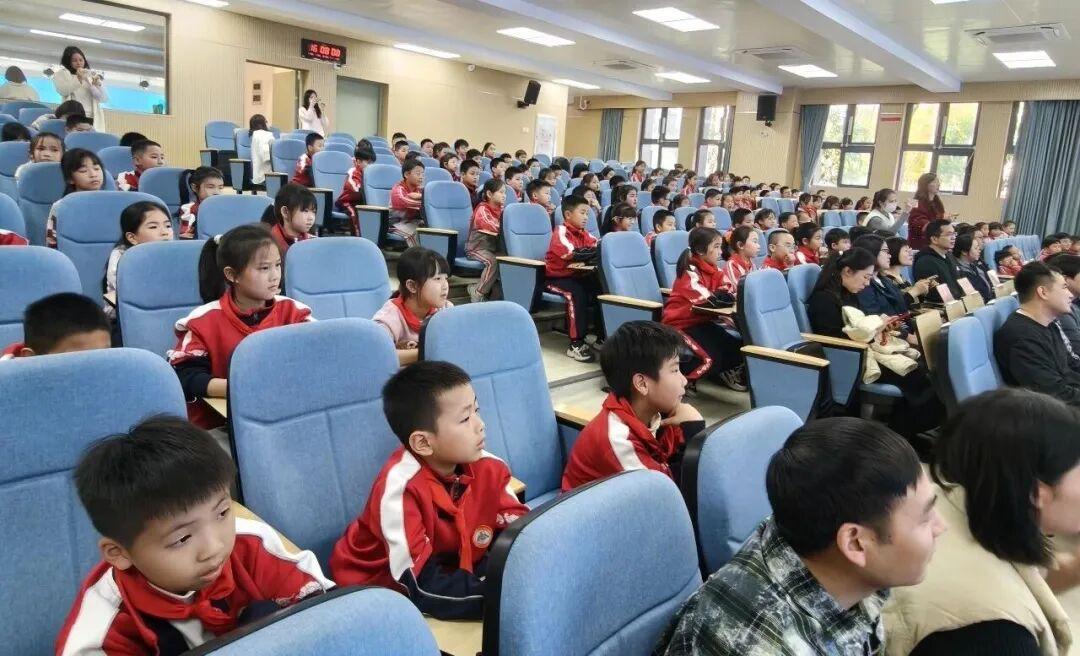 晋安区茶园司法所联合街道河长办开展“送法进校园”活动