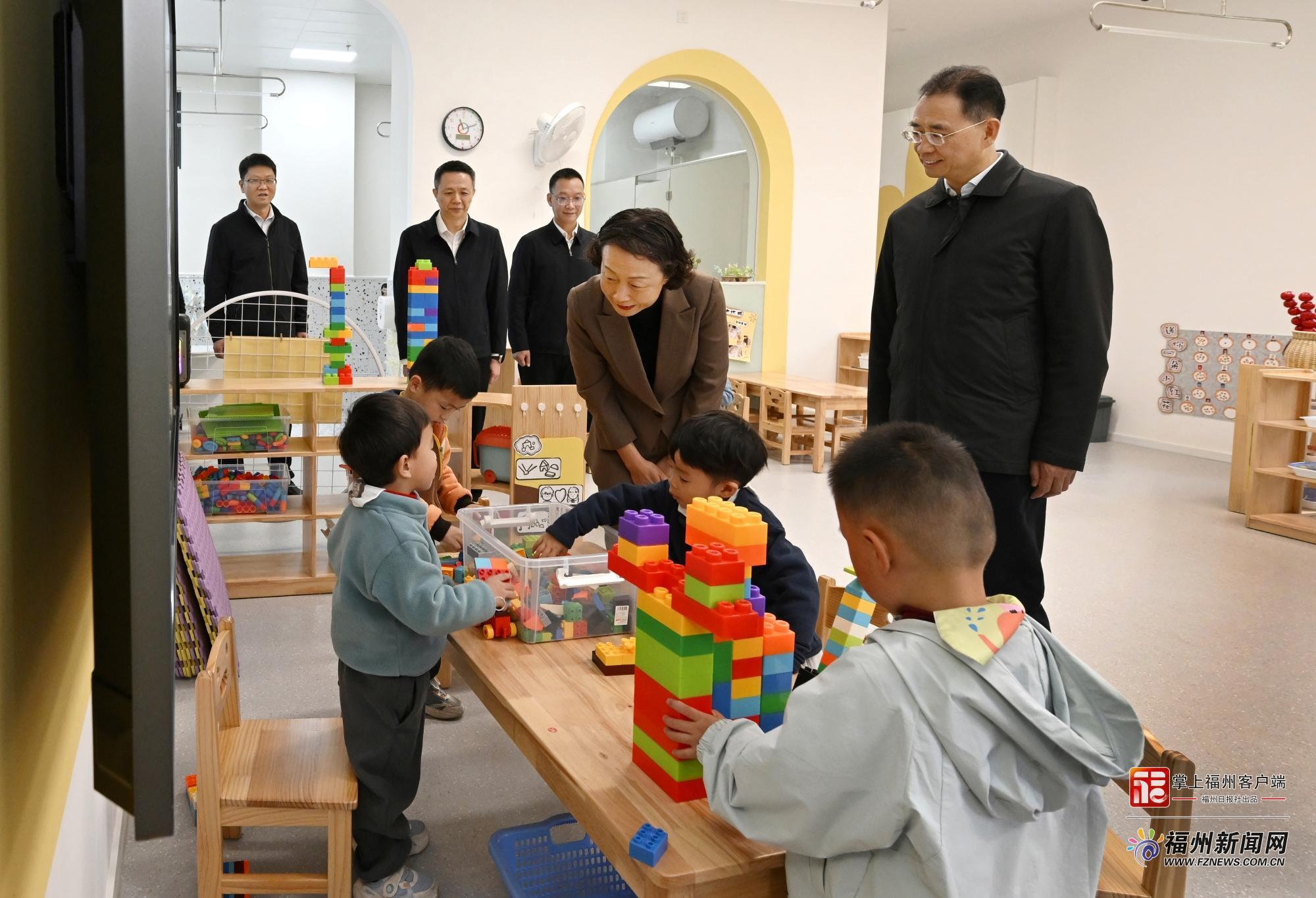 郭宁宁吴贤德调研教育提质增效工作