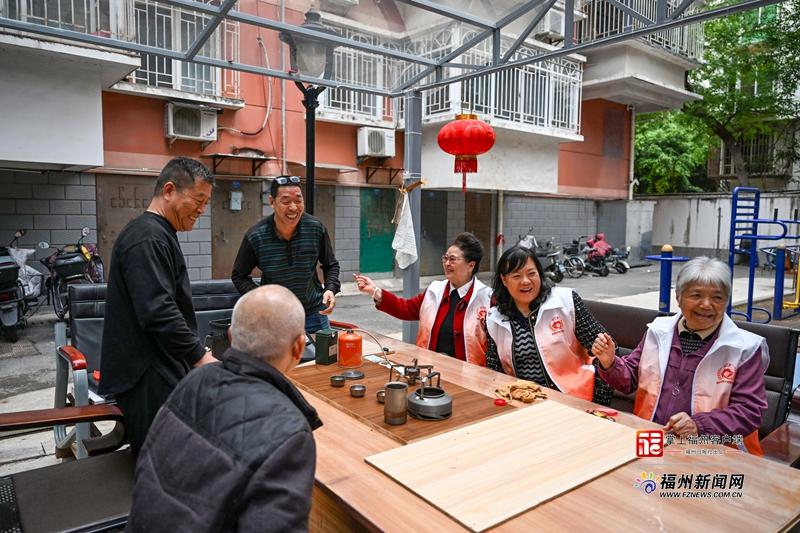 县在发生｜鼓楼这群“婆婆嘴”，把老旧小区唠成了“幸福家”