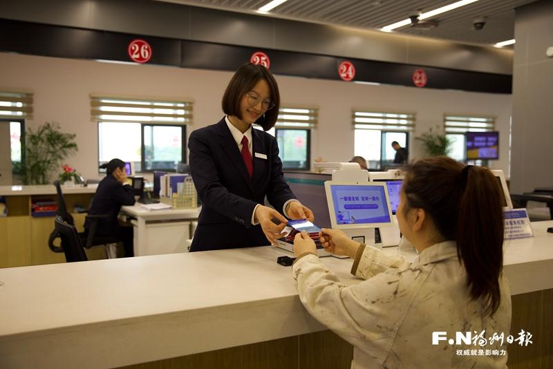福州新区（长乐区）在全省率先推出“助企代办一卡通”，已实现“五上”企业全覆盖