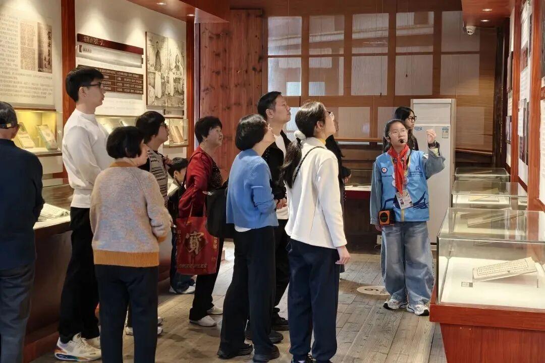 羡慕别人,成为别人,红领巾讲解员石宸伊把福州讲给你听 羡慕别人,成为别人,红领巾讲解员石宸伊把福州讲给你听