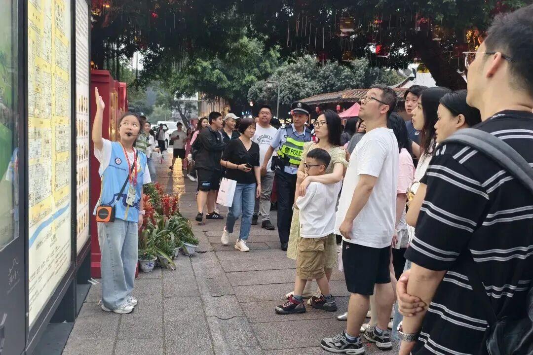羡慕别人,成为别人,红领巾讲解员石宸伊把福州讲给你听 羡慕别人,成为别人,红领巾讲解员石宸伊把福州讲给你听
