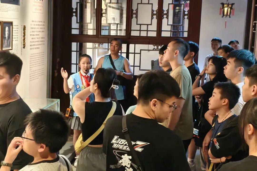 羡慕别人,成为别人,红领巾讲解员石宸伊把福州讲给你听 羡慕别人,成为别人,红领巾讲解员石宸伊把福州讲给你听
