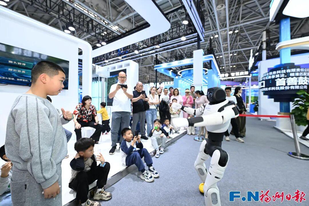 开门红!“五一”假期首日,福州文旅火力全开! 开门红!“五一”假期首日,福州文旅火力全开!