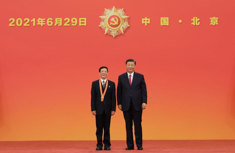 学习进行时｜习近平总书记关心劳动者的故事