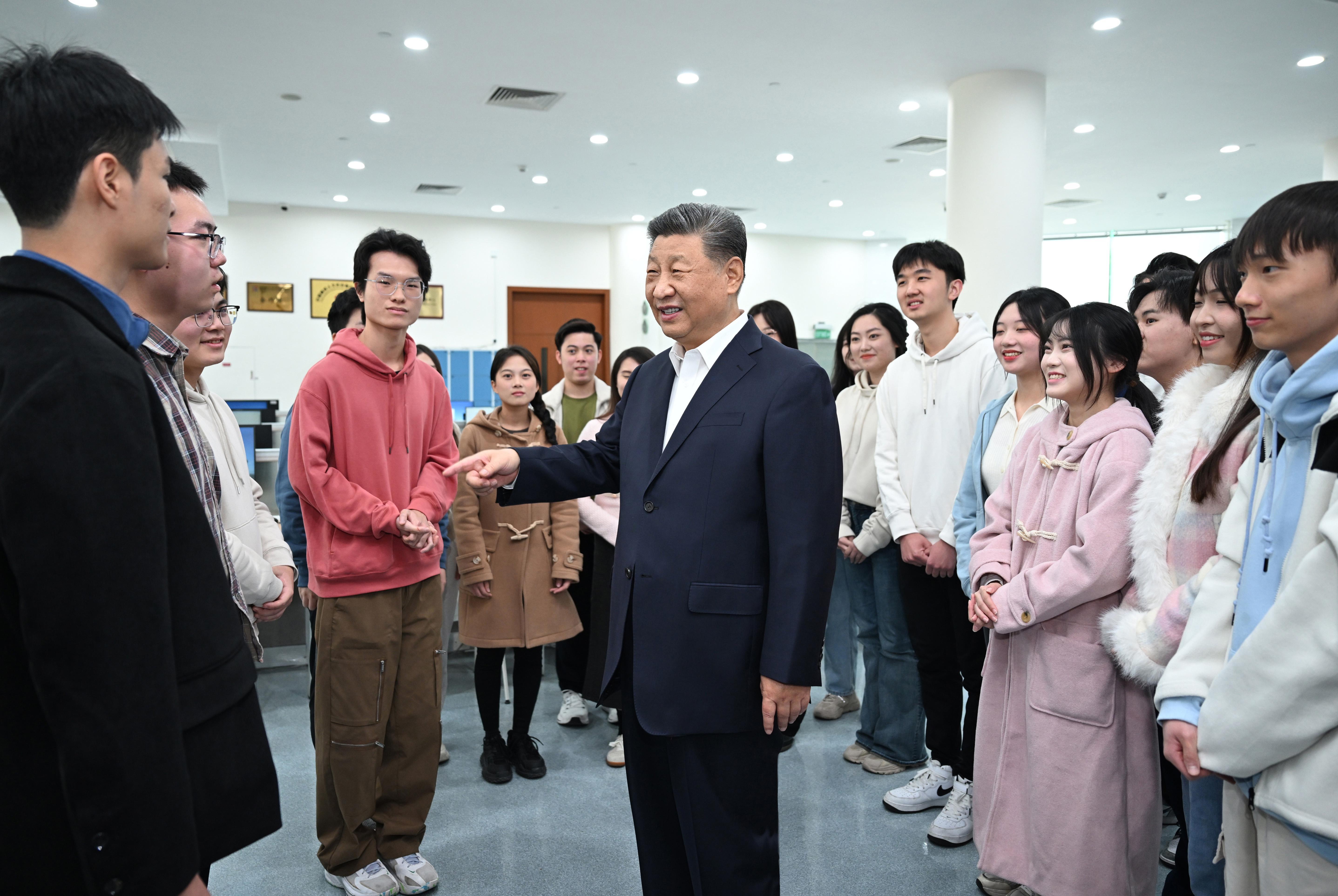 人民领袖｜一副对联里的青春寄望