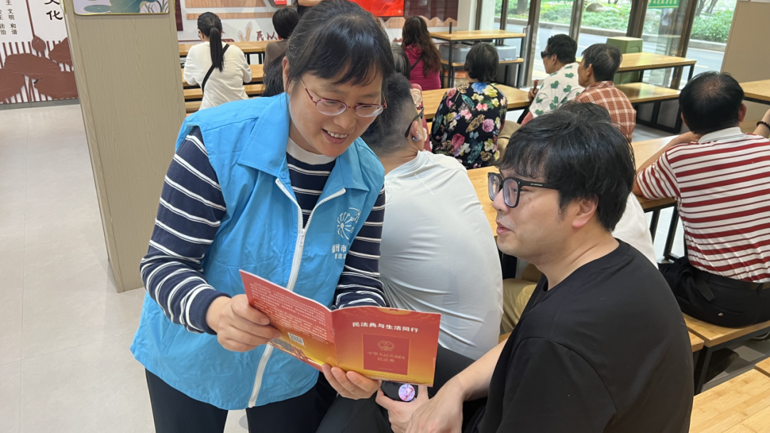 汇聚法治宣传主力军 打好民法典宣传组合拳——茶园街道开展民法典宣传月活动